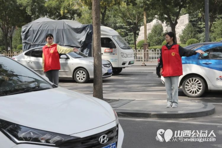 国庆黄金周的这群人 临汾市文明交通志愿者协会积极开展志愿服务活动上好交通安全培训课进行了文明交通劝导实践活动 - 第17张 - 山西公益人 国庆黄金周的这群人 临汾市文明交通志愿者协会积极开展志愿服务活动上好交通安全培训课进行了文明交通劝导实践活动 - 第17张