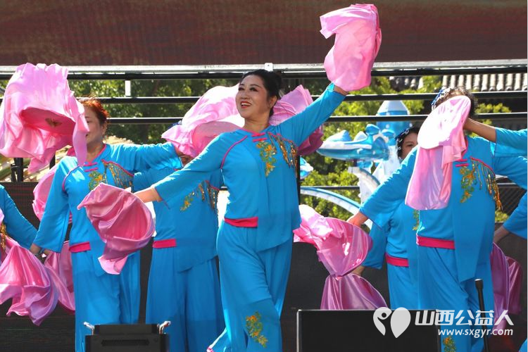 省城学雷锋志愿服务总团、金海通艺术团参加龙湖万达广场2024年庆“国庆”文艺演出 - 第25张