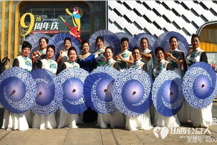 省城学雷锋志愿服务总团、金海通艺术团参加龙湖万达广场2024年庆“国庆”文艺演出 - 第20张