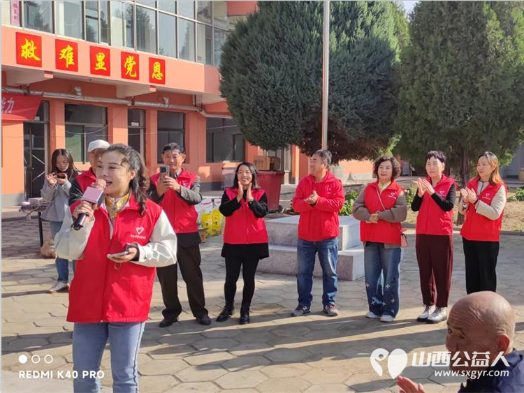 长治圆梦公益志愿者们为潞城区福康寿敬老院老人们送来了生活必需品有米面油菜食品床品保暖服等希望我们的爱心能给敬老院的老人们送去温暖与幸福 - 第21张