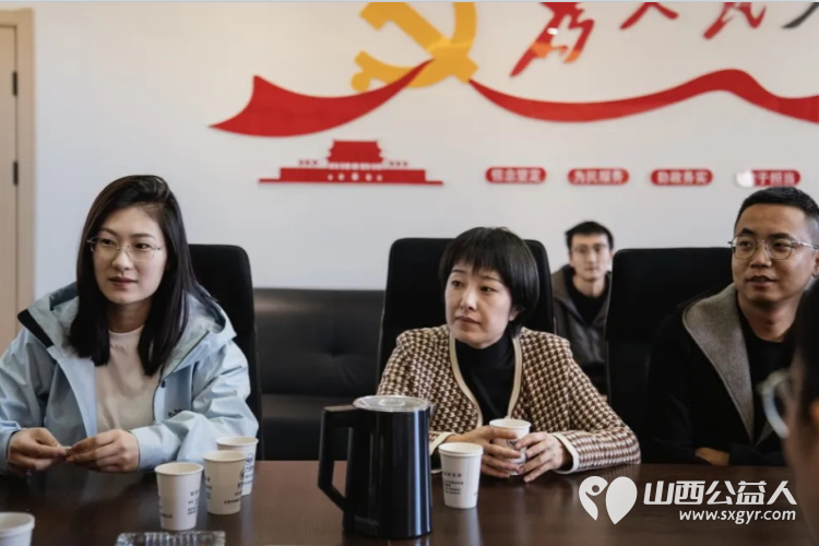 团离石区区委 区青联联合田家会街道、吴城镇团(工)委开展“青暖重阳节 浓浓敬老情”活动 - 第3张 - 山西公益人 团离石区区委 区青联联合田家会街道、吴城镇团(工)委开展“青暖重阳节 浓浓敬老情”活动 - 第3张