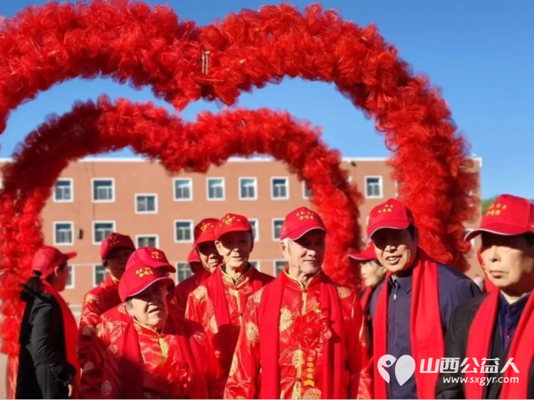 情满金秋爱在重阳 正能量山西五台联络站五台县西米社区志愿服务队敬老爱老慰问演出进行时 - 第6张 - 山西公益人 情满金秋爱在重阳 正能量山西五台联络站五台县西米社区志愿服务队敬老爱老慰问演出进行时 - 第6张