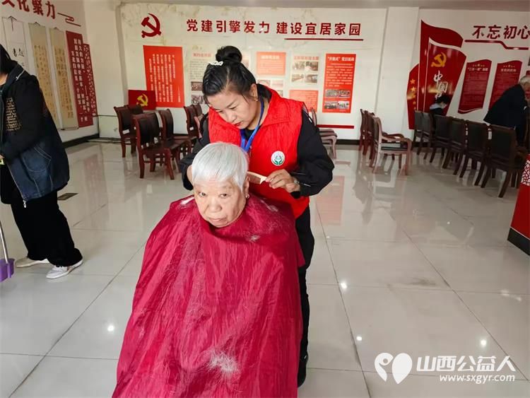 重阳节10月11日志愿服务进社区健康活动暖人心介休市敬老协会服务西南街道光明路社区老年居民 - 第8张 - 山西公益人 重阳节10月11日志愿服务进社区健康活动暖人心介休市敬老协会服务西南街道光明路社区老年居民 - 第8张