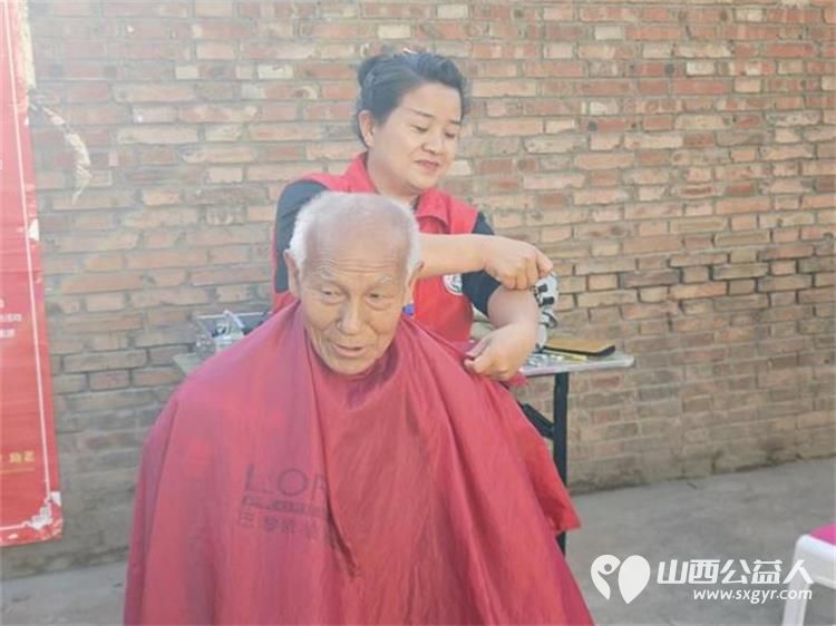 10月11日重阳节志愿服务进社区健康活动暖人心介休市敬老协会服务北关街道新华南街社区老年居民 - 第10张 - 山西公益人 10月11日重阳节志愿服务进社区健康活动暖人心介休市敬老协会服务北关街道新华南街社区老年居民 - 第10张