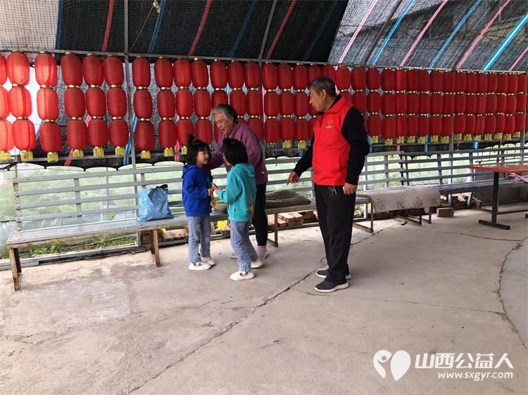 长治市阳光困境儿童帮扶协会志愿者赴长治市潞州区福乐养老院开展志愿服务活动 - 第9张