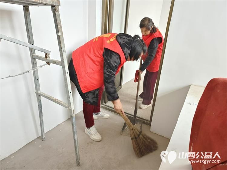 介休市敬老协会在洪山镇崇贤村入户81岁特困老人胡家龙家中帮助清理卫生包饺子 - 第16张 - 山西公益人 介休市敬老协会在洪山镇崇贤村入户81岁特困老人胡家龙家中帮助清理卫生包饺子 - 第16张