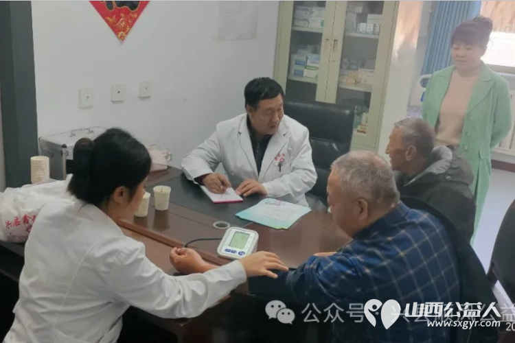 敬老爱老情暖重阳-----兴县顺风公益联合会重阳节组织志愿者到兴县社会福利服务中心为老年人送上节日的祝福 - 第6张