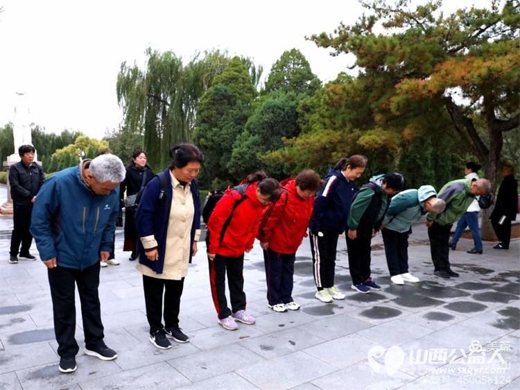 太原市广场舞协会党支部组织了弘扬胡兰精神，传承红色基因为主题的党日活动 - 第11张
