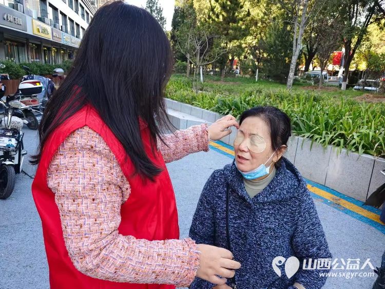 健康活动暖人心10月23日介休市敬老协会组织志愿者在西关街道绵山北街社区为社区老人爱心理发健康义诊服务 - 第27张 - 山西公益人 健康活动暖人心10月23日介休市敬老协会组织志愿者在西关街道绵山北街社区为社区老人爱心理发健康义诊服务 - 第27张