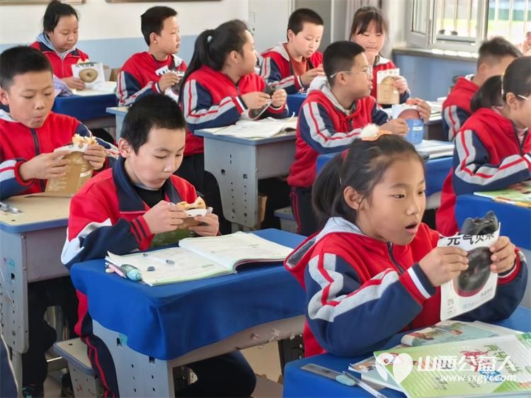 石楼县青年志愿者协会携手山西众信公益基金在石楼县成功启动了其温情满满的“尝尝幸福的味道”公益项目 - 第4张