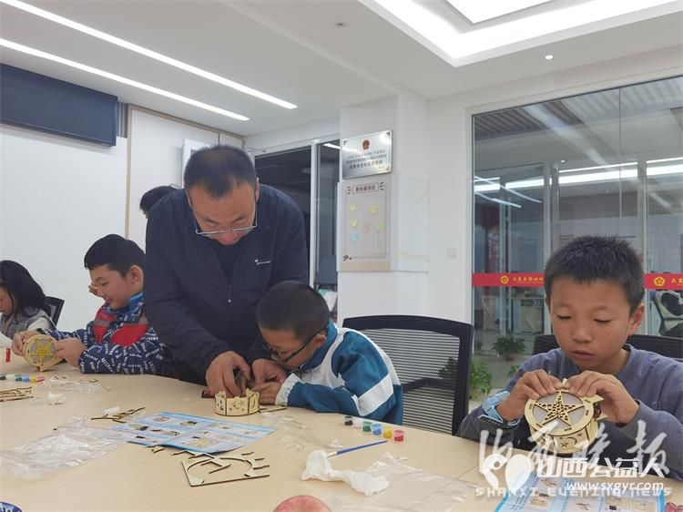 太原市烛光志愿服务中心志愿者开展阳光亲人“金秋探寻古与今”公益陪伴事实无人抚养儿童活动 - 第8张 - 山西公益人 太原市烛光志愿服务中心志愿者开展阳光亲人“金秋探寻古与今”公益陪伴事实无人抚养儿童活动 - 第8张