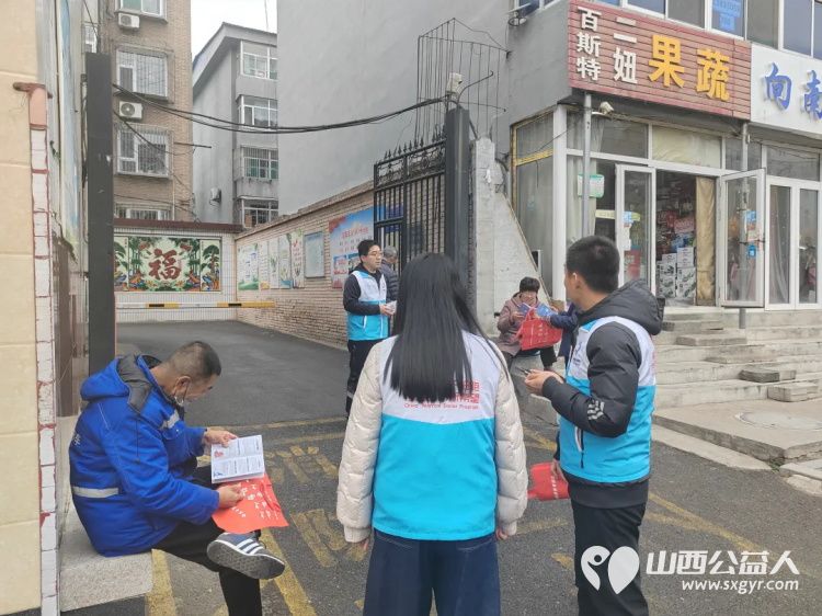 忻州市红十字会组织志愿者开展守护生命 爱心相髓宣传活动 - 第5张 - 山西公益人 忻州市红十字会组织志愿者开展守护生命 爱心相髓宣传活动 - 第5张