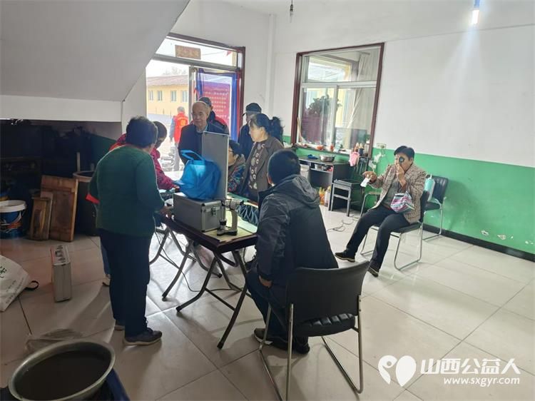 介休市敬老协会“孝善行”之敬老爱老助老行动2024年11月2日走进宋古乡宋安村服务老年村民 - 第9张 - 山西公益人 介休市敬老协会“孝善行”之敬老爱老助老行动2024年11月2日走进宋古乡宋安村服务老年村民 - 第9张