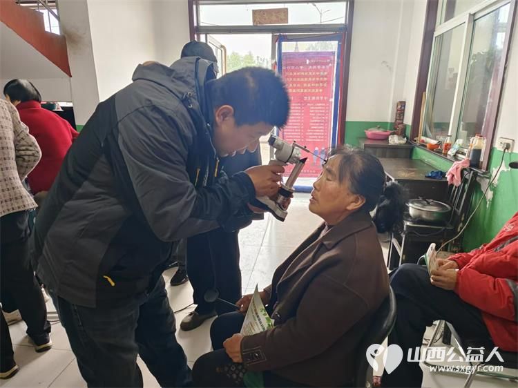 介休市敬老协会“孝善行”之敬老爱老助老行动2024年11月2日走进宋古乡宋安村服务老年村民 - 第12张 - 山西公益人 介休市敬老协会“孝善行”之敬老爱老助老行动2024年11月2日走进宋古乡宋安村服务老年村民 - 第12张