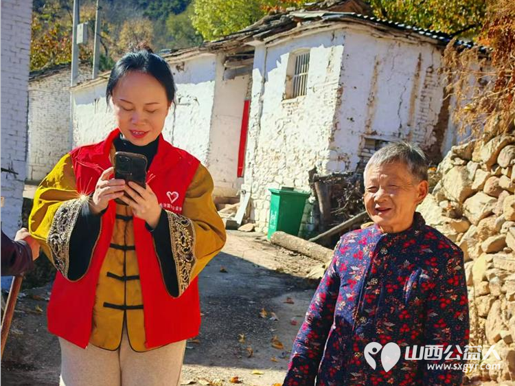 汇聚公益力量缔造幸福家园 长治圆梦公益协会志愿者们去平顺县芦芽村看望孤寡老人赠送棉衣棉被食品和生活用品 - 第33张