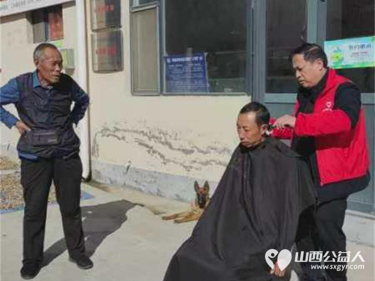 汇聚公益力量缔造幸福家园 长治圆梦公益协会志愿者们去平顺县芦芽村看望孤寡老人赠送棉衣棉被食品和生活用品 - 第38张