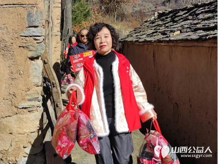 汇聚公益力量缔造幸福家园 长治圆梦公益协会志愿者们去平顺县芦芽村看望孤寡老人赠送棉衣棉被食品和生活用品 - 第58张