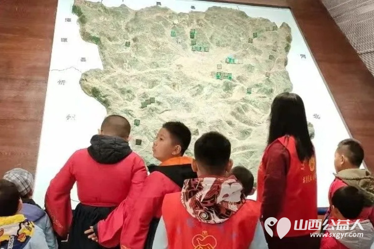 探索历史脉络启迪成长心灵 正能量公益灵丘县平型关义工联合会携手县少年宫组织青少年踏上旨在文化传承与心灵启迪的伙伴领航站陪伴辅导之旅 - 第6张