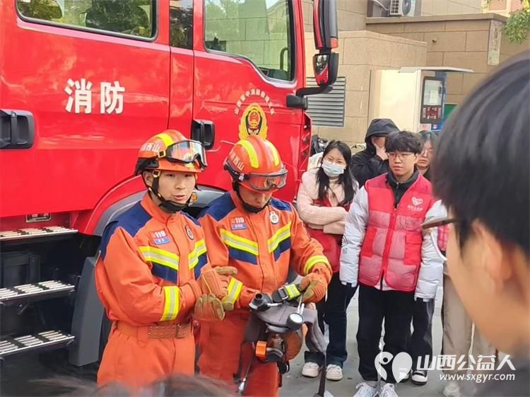 晋中新青年志愿者联合服务中心消防志愿者参加榆次区“119”消防月启动仪式 - 第6张 - 山西公益人 晋中新青年志愿者联合服务中心消防志愿者参加榆次区“119”消防月启动仪式 - 第6张