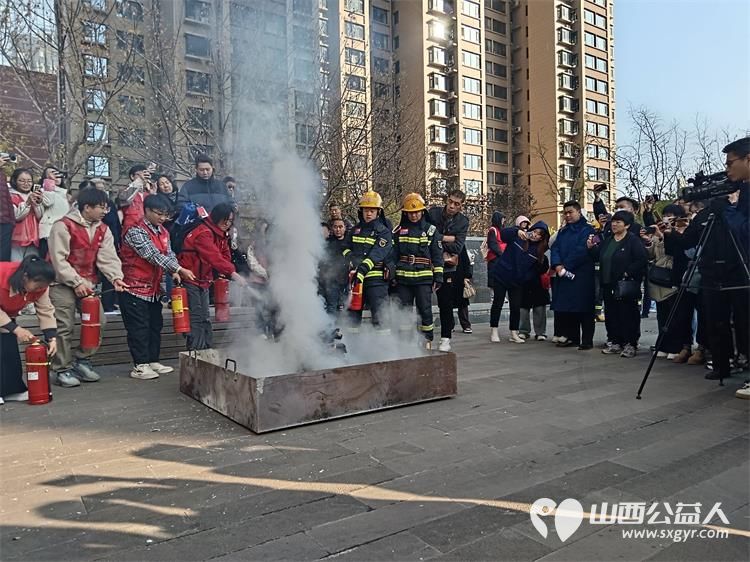 晋中新青年志愿者联合服务中心消防志愿者参加榆次区“119”消防月启动仪式 - 第4张 - 山西公益人 晋中新青年志愿者联合服务中心消防志愿者参加榆次区“119”消防月启动仪式 - 第4张