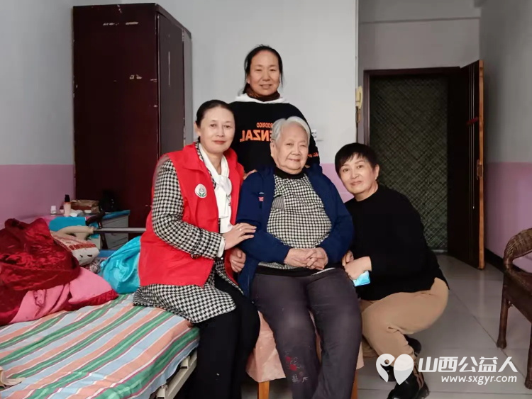 介休市敬老协会健康活动暖人心11月6日走进东南街道段家巷社区、福源老年康复服务中心服务老人 - 第22张 - 山西公益人 介休市敬老协会健康活动暖人心11月6日走进东南街道段家巷社区、福源老年康复服务中心服务老人 - 第22张
