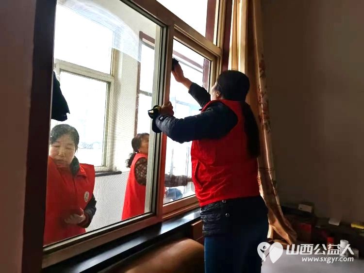 介休市敬老协会“孝善行”之敬老爱老助老行动11月9日走进张兰镇沟底社区、南窑头小区、东风社区 - 第21张 - 山西公益人 介休市敬老协会“孝善行”之敬老爱老助老行动11月9日走进张兰镇沟底社区、南窑头小区、东风社区 - 第21张