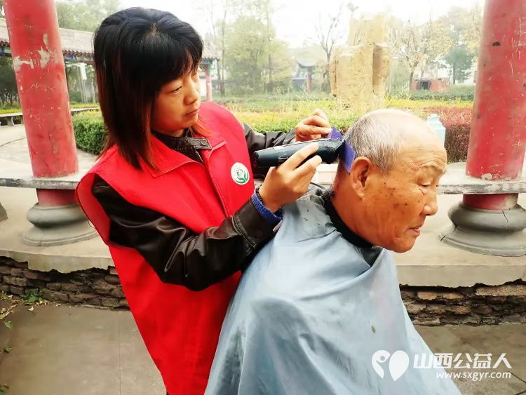 介休市敬老协会“孝善行”之敬老爱老助老行动11月9日走进张兰镇沟底社区、南窑头小区、东风社区 - 第40张 - 山西公益人 介休市敬老协会“孝善行”之敬老爱老助老行动11月9日走进张兰镇沟底社区、南窑头小区、东风社区 - 第40张