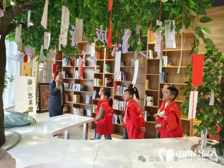 书香润童心志愿传文明盐湖区第一时间志愿者协会联合汲盐书馆组织小小图书管理员志愿服务活动 - 第2张