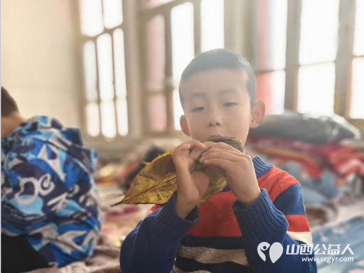 蟹状元粽香四溢传递温情满人间 太原市龙城义工联合上海蟹状元企业发展有限公司去五台山石咀小学慰问困境学生 - 第8张