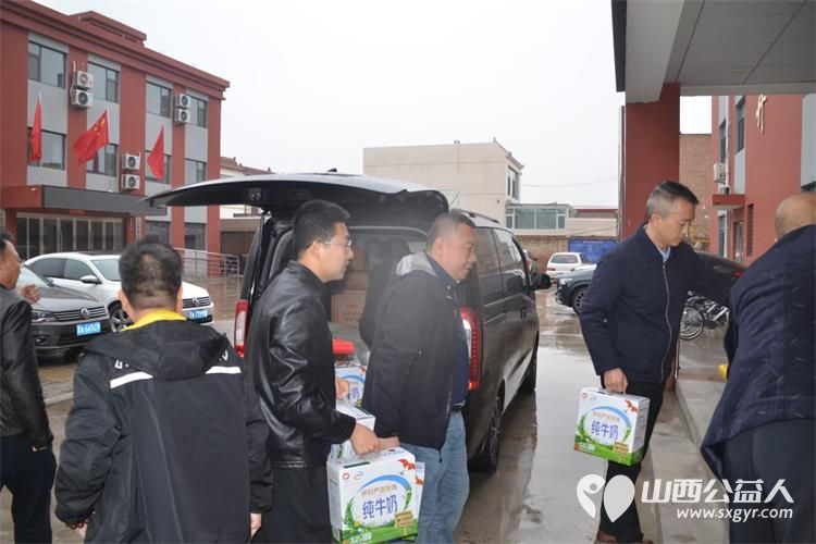 感谢农工党太原市直第九支部委员会莅临太原市灵星社区服务中心阳曲校区了解孩子们的康复训练为孩子们捐赠米面油鸡蛋等生活用品 - 第9张 - 山西公益人 感谢农工党太原市直第九支部委员会莅临太原市灵星社区服务中心阳曲校区了解孩子们的康复训练为孩子们捐赠米面油鸡蛋等生活用品 - 第9张