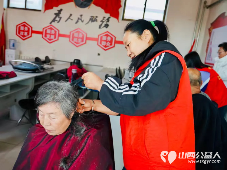 介休市敬老协会2024年11月16日“孝善行”之敬老爱老助老行动在洪山镇南两水村服务所有老人 - 第25张 - 山西公益人 介休市敬老协会2024年11月16日“孝善行”之敬老爱老助老行动在洪山镇南两水村服务所有老人 - 第25张