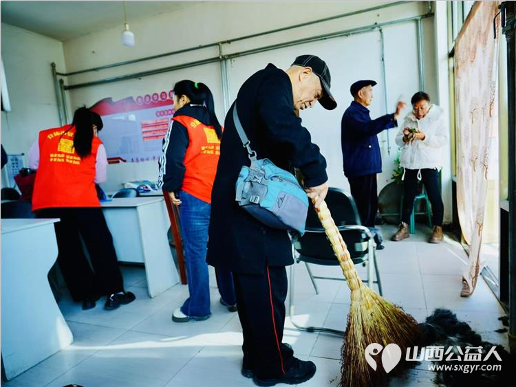 介休市敬老协会2024年11月16日“孝善行”之敬老爱老助老行动在洪山镇南两水村服务所有老人 - 第46张 - 山西公益人 介休市敬老协会2024年11月16日“孝善行”之敬老爱老助老行动在洪山镇南两水村服务所有老人 - 第46张