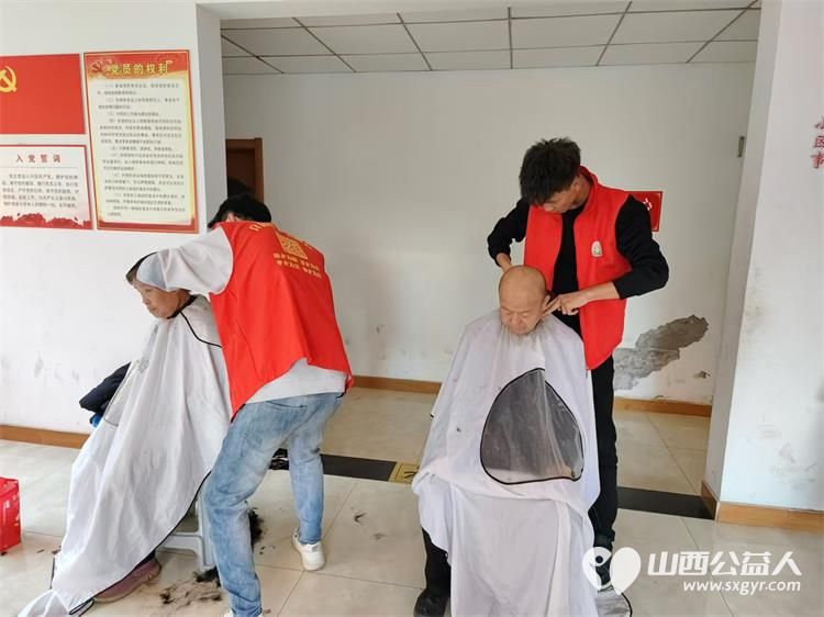 2024年11月20日介休市敬老协会孝善行活动走进北坛街道文苑街社区为社区老人爱心理发健康义诊服务活动 - 第18张 - 山西公益人 2024年11月20日介休市敬老协会孝善行活动走进北坛街道文苑街社区为社区老人爱心理发健康义诊服务活动 - 第18张