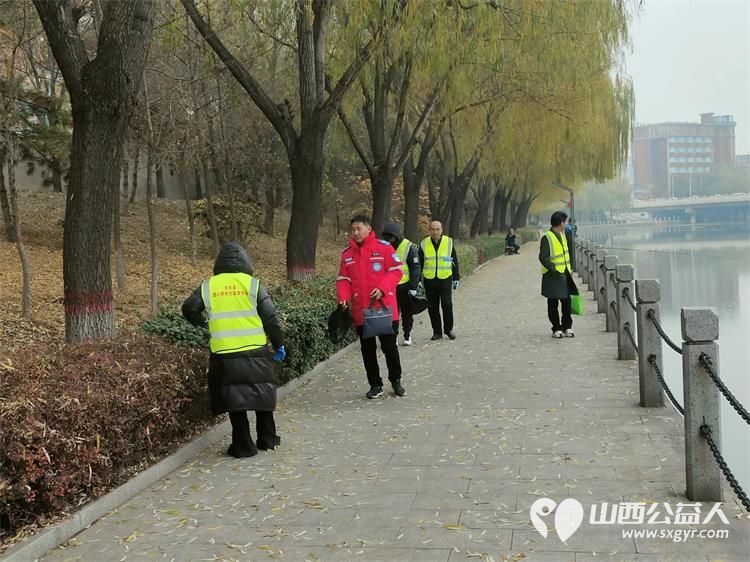 环境建设不“冬眠”河流保护正“热情”文水县爱心帮扶志愿者协会开展文明实践我行动为主题的志愿服务活动----保护母亲河系列活动 - 第7张 - 山西公益人 环境建设不“冬眠”河流保护正“热情”文水县爱心帮扶志愿者协会开展文明实践我行动为主题的志愿服务活动----保护母亲河系列活动 - 第7张
