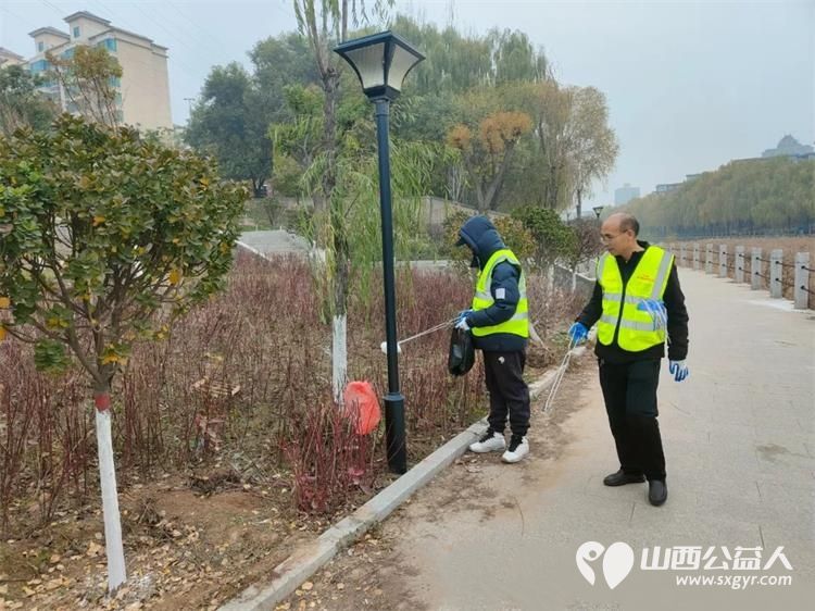 环境建设不“冬眠”河流保护正“热情”文水县爱心帮扶志愿者协会开展文明实践我行动为主题的志愿服务活动----保护母亲河系列活动 - 第6张 - 山西公益人 环境建设不“冬眠”河流保护正“热情”文水县爱心帮扶志愿者协会开展文明实践我行动为主题的志愿服务活动----保护母亲河系列活动 - 第6张