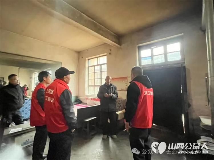 走访慰问贫困户真情帮扶暖人心 长治市上党区义工协会组织开展爱暖人心困难家庭走访南和村慰问活动送去米面油方便面等慰问品 - 第10张