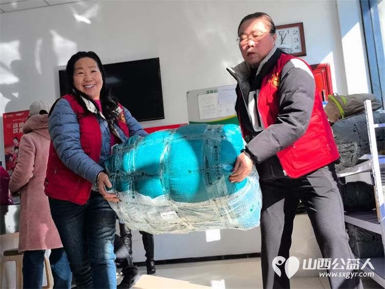 寿阳县卡卡公益组织志愿者捐衣邮寄四川省德格县错阿镇学校的孩子们 - 第4张 - 山西公益人 寿阳县卡卡公益组织志愿者捐衣邮寄四川省德格县错阿镇学校的孩子们 - 第4张