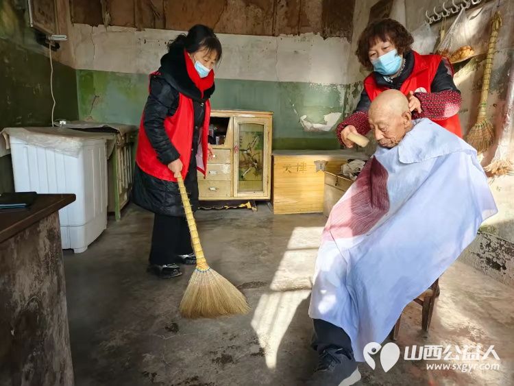 介休市敬老协会敬老爱老助老行动在义棠镇圪塔头村入户特困老人83岁庞海生家 - 第3张 - 山西公益人 介休市敬老协会敬老爱老助老行动在义棠镇圪塔头村入户特困老人83岁庞海生家 - 第3张