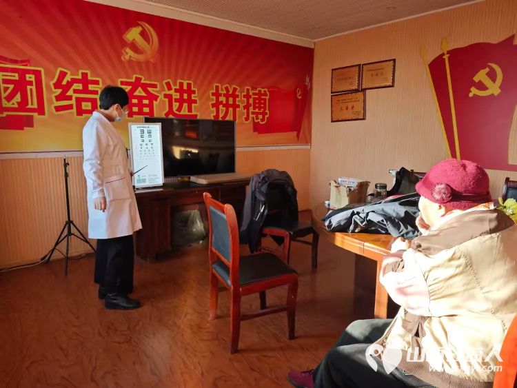 2024年12月7日介休市敬老协会“孝善行”之敬老爱老助老行动在义棠镇北角头村服务老人 - 第9张 - 山西公益人 2024年12月7日介休市敬老协会“孝善行”之敬老爱老助老行动在义棠镇北角头村服务老人 - 第9张