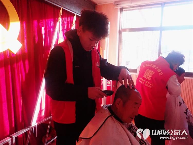 2024年12月7日介休市敬老协会“孝善行”之敬老爱老助老行动在义棠镇北角头村服务老人 - 第16张 - 山西公益人 2024年12月7日介休市敬老协会“孝善行”之敬老爱老助老行动在义棠镇北角头村服务老人 - 第16张