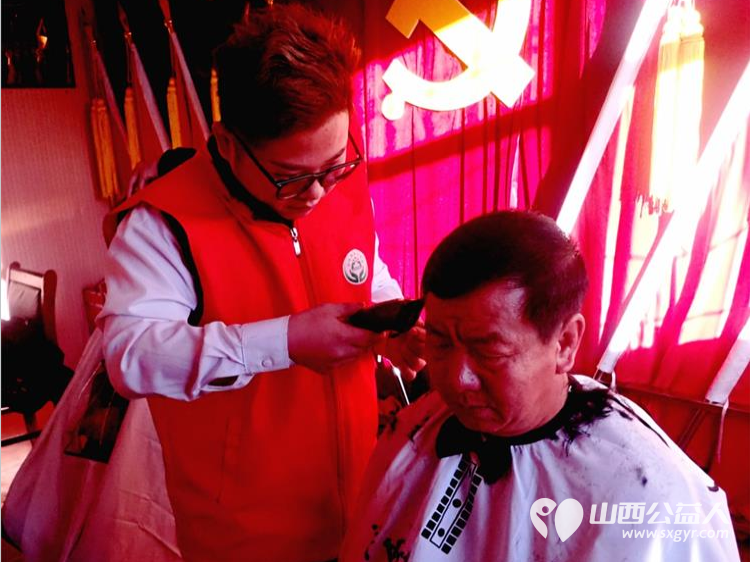 2024年12月7日介休市敬老协会“孝善行”之敬老爱老助老行动在义棠镇北角头村服务老人 - 第12张 - 山西公益人 2024年12月7日介休市敬老协会“孝善行”之敬老爱老助老行动在义棠镇北角头村服务老人 - 第12张