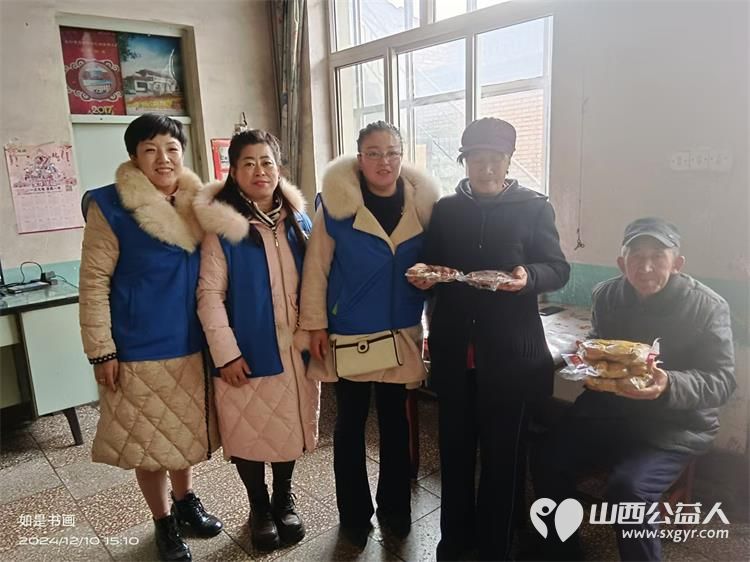 长治市小雨点公益志愿者协会思源分会组织志愿者带着驴肉、牛肉丸子、团子看望孤寡老人 - 第21张