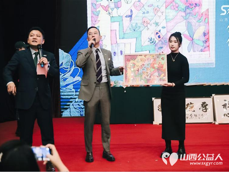 山西省海归商会举办的关爱孤独症群体慈善义卖活动拍卖太原市灵星社区服务中心孩子们的画作全部被认购 - 第7张 - 山西公益人 山西省海归商会举办的关爱孤独症群体慈善义卖活动拍卖太原市灵星社区服务中心孩子们的画作全部被认购 - 第7张