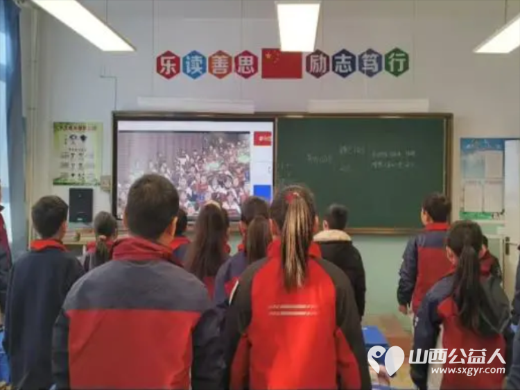 宪法伴我成长----太原市呼延小学举办宪法日活动让学生更好地了解宪法知识引导学生成为自觉遵守者和坚定捍卫者 - 第4张