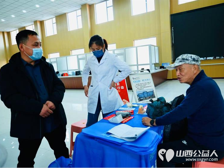 志愿服务进社区健康活动暖人心——介休市敬老协会志愿者2024年12月11日在西南街道新建西路社区为社区老人爱心理发健康义诊服务活动 - 第33张 - 山西公益人 志愿服务进社区健康活动暖人心——介休市敬老协会志愿者2024年12月11日在西南街道新建西路社区为社区老人爱心理发健康义诊服务活动 - 第33张