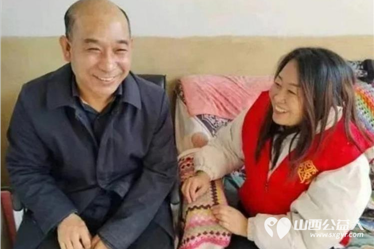 五台山下党旗红志愿服务聚民心 正能量公益山西五台县西米社区志愿服务队走进生活困难的家庭为困难群众带来物质与精神的双重慰藉 - 第1张