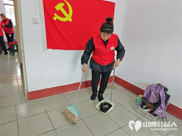 志愿服务进社区2024年12月18日介休市敬老协会走进东南街道南大街社区为社区老人爱心理发、健康义诊服务活动 - 第28张 - 山西公益人 志愿服务进社区2024年12月18日介休市敬老协会走进东南街道南大街社区为社区老人爱心理发、健康义诊服务活动 - 第28张