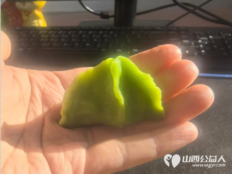 让饺子开出花儿​——记晋源区第八实验小学冬至包饺子活动​ - 第8张