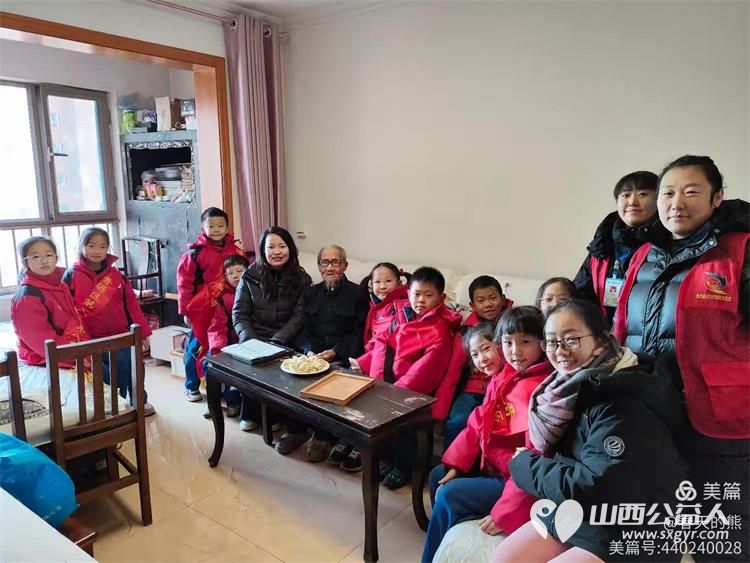 “让饺子开出花”----晋源区第八实验小学校三(4)中队举办冬至包饺子送温暖活动让这个传统节日变得格外温馨 - 第13张 - 山西公益人 “让饺子开出花”----晋源区第八实验小学校三(4)中队举办冬至包饺子送温暖活动让这个传统节日变得格外温馨 - 第13张