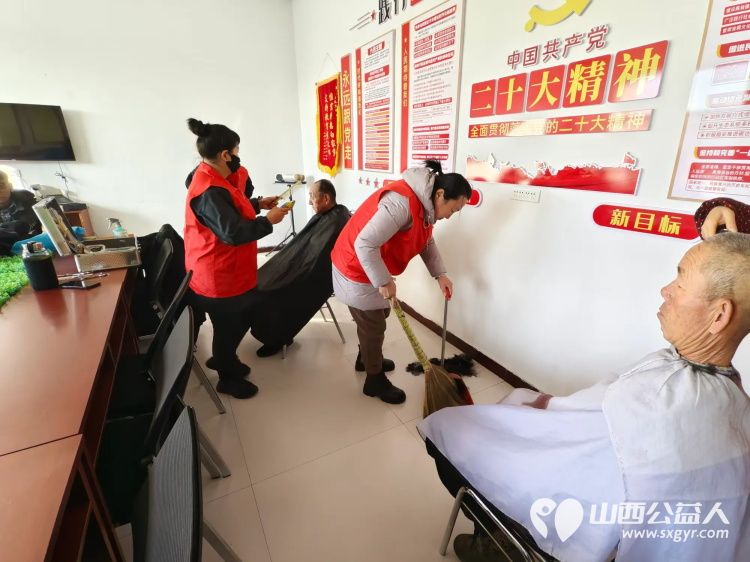 介休市敬老协会敬老爱老助老行动2024年12月21日走进义安镇白家堡村开展“温情过冬至”志愿服务活动 - 第17张 - 山西公益人 介休市敬老协会敬老爱老助老行动2024年12月21日走进义安镇白家堡村开展“温情过冬至”志愿服务活动 - 第17张